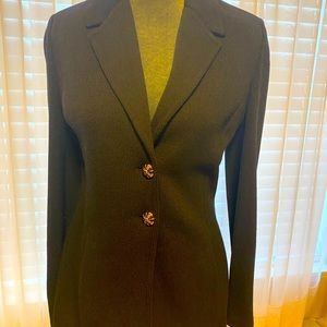 ST. JOHN COLLECTION Knit 2 button front jacket.